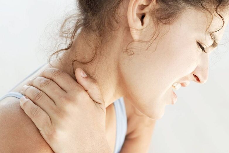 osteokondroz nedeniyle servikal bölgede ağrı